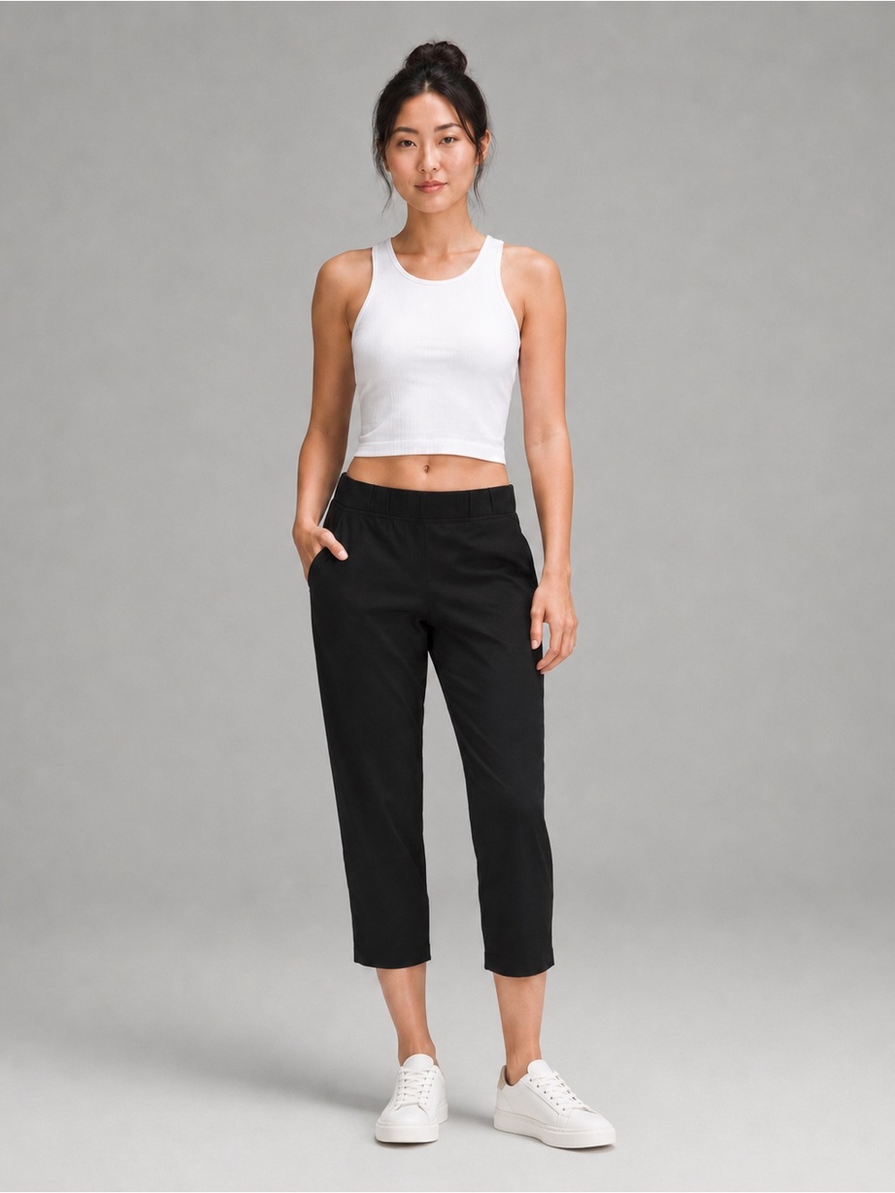 Lululemon Luxtreme Slim-Fit Pull-On Mid-Rise Cropped Pant Black Size 6
